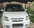 Белый Шевроле Авео, объемом двигателя 1.62 л и пробегом 180 тыс. км за 3500 $, фото 1 на Automoto.ua