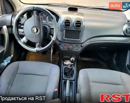 Білий Шевроле Авео, об'ємом двигуна 1.5 л та пробігом 200 тис. км за 3200 $, фото 5 на Automoto.ua