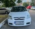 Белый Шевроле Авео, объемом двигателя 1.5 л и пробегом 127 тыс. км за 1700 $, фото 1 на Automoto.ua