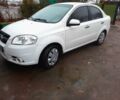Белый Шевроле Авео, объемом двигателя 1.5 л и пробегом 275 тыс. км за 4000 $, фото 4 на Automoto.ua