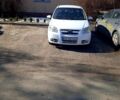Белый Шевроле Авео, объемом двигателя 1.6 л и пробегом 217 тыс. км за 2999 $, фото 1 на Automoto.ua
