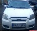 Белый Шевроле Авео, объемом двигателя 1.5 л и пробегом 220 тыс. км за 1850 $, фото 1 на Automoto.ua