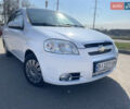 Белый Шевроле Авео, объемом двигателя 1.6 л и пробегом 212 тыс. км за 3350 $, фото 1 на Automoto.ua