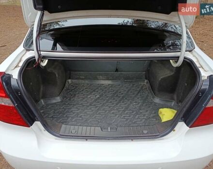 Белый Шевроле Авео, объемом двигателя 1.5 л и пробегом 110 тыс. км за 4000 $, фото 34 на Automoto.ua