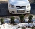 Белый Шевроле Авео, объемом двигателя 1.6 л и пробегом 217 тыс. км за 2999 $, фото 1 на Automoto.ua
