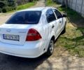 Белый Шевроле Авео, объемом двигателя 1.5 л и пробегом 343 тыс. км за 3100 $, фото 3 на Automoto.ua