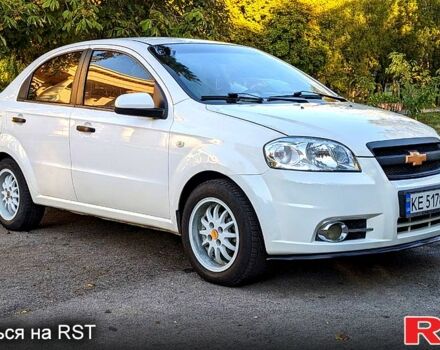 Белый Шевроле Авео, объемом двигателя 1.5 л и пробегом 195 тыс. км за 3900 $, фото 3 на Automoto.ua