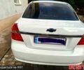 Белый Шевроле Авео, объемом двигателя 1.6 л и пробегом 198 тыс. км за 4000 $, фото 5 на Automoto.ua
