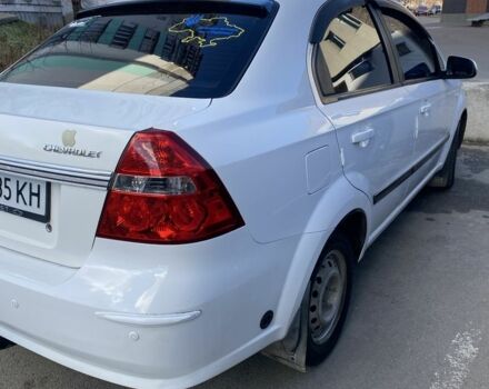 Білий Шевроле Авео, об'ємом двигуна 1.5 л та пробігом 185 тис. км за 4100 $, фото 5 на Automoto.ua