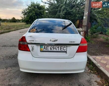 Белый Шевроле Авео, объемом двигателя 1.59 л и пробегом 188 тыс. км за 2999 $, фото 5 на Automoto.ua