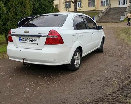 Белый Шевроле Авео, объемом двигателя 1.6 л и пробегом 170 тыс. км за 3100 $, фото 1 на Automoto.ua