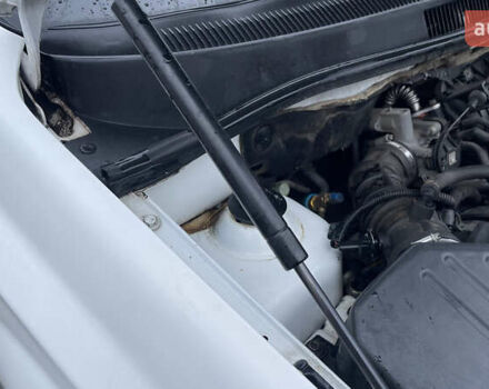 Білий Шевроле Авео, об'ємом двигуна 1.6 л та пробігом 182 тис. км за 3750 $, фото 10 на Automoto.ua