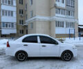 Белый Шевроле Авео, объемом двигателя 1.5 л и пробегом 276 тыс. км за 3500 $, фото 4 на Automoto.ua