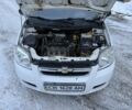 Белый Шевроле Авео, объемом двигателя 1.5 л и пробегом 276 тыс. км за 3500 $, фото 11 на Automoto.ua