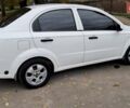 Белый Шевроле Авео, объемом двигателя 1.5 л и пробегом 260 тыс. км за 4000 $, фото 6 на Automoto.ua