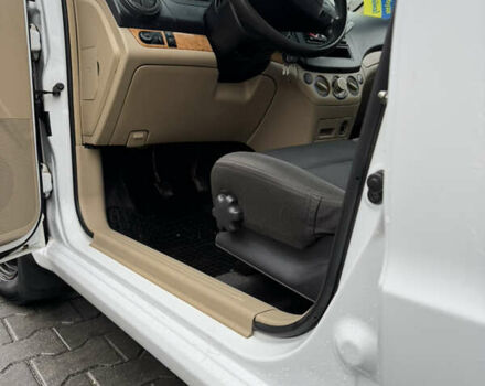 Білий Шевроле Авео, об'ємом двигуна 1.6 л та пробігом 89 тис. км за 5200 $, фото 7 на Automoto.ua