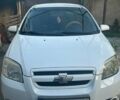 Белый Шевроле Авео, объемом двигателя 1.6 л и пробегом 374 тыс. км за 3100 $, фото 1 на Automoto.ua