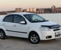 Белый Шевроле Авео, объемом двигателя 1.6 л и пробегом 185 тыс. км за 4500 $, фото 1 на Automoto.ua