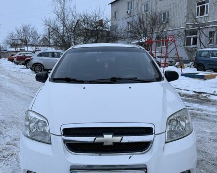 Белый Шевроле Авео, объемом двигателя 1.5 л и пробегом 276 тыс. км за 3500 $, фото 2 на Automoto.ua