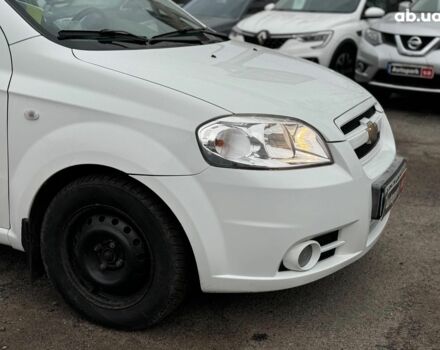 Белый Шевроле Авео, объемом двигателя 1.6 л и пробегом 89 тыс. км за 5240 $, фото 3 на Automoto.ua