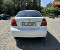 Белый Шевроле Авео, объемом двигателя 1.5 л и пробегом 260 тыс. км за 2700 $, фото 5 на Automoto.ua