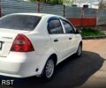 Белый Шевроле Авео, объемом двигателя 1.5 л и пробегом 0 тыс. км за 3600 $, фото 2 на Automoto.ua