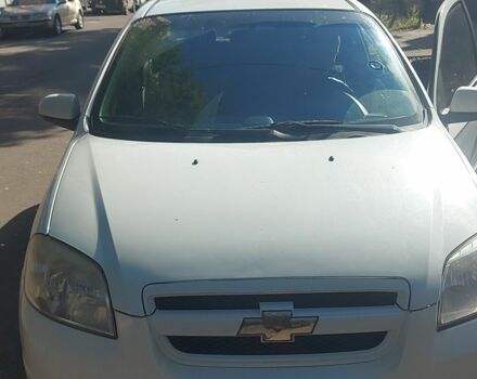 Білий Шевроле Авео, об'ємом двигуна 1.6 л та пробігом 175 тис. км за 3200 $, фото 1 на Automoto.ua