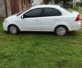 Белый Шевроле Авео, объемом двигателя 1.6 л и пробегом 182 тыс. км за 3300 $, фото 2 на Automoto.ua
