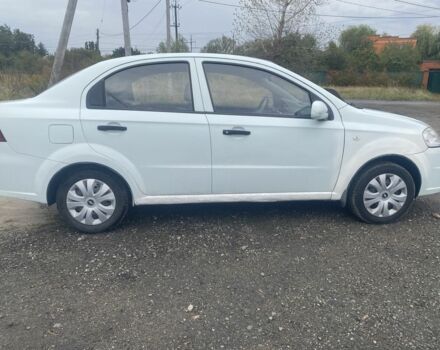 Белый Шевроле Авео, объемом двигателя 1.5 л и пробегом 239 тыс. км за 1999 $, фото 3 на Automoto.ua