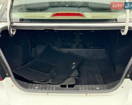 Белый Шевроле Авео, объемом двигателя 1.6 л и пробегом 89 тыс. км за 5240 $, фото 16 на Automoto.ua