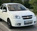 Белый Шевроле Авео, объемом двигателя 1.5 л и пробегом 170 тыс. км за 4200 $, фото 1 на Automoto.ua