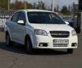 Белый Шевроле Авео, объемом двигателя 1.6 л и пробегом 433 тыс. км за 3900 $, фото 3 на Automoto.ua