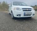 Білий Шевроле Авео, об'ємом двигуна 1.5 л та пробігом 239 тис. км за 2599 $, фото 1 на Automoto.ua