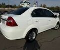 Белый Шевроле Авео, объемом двигателя 1.6 л и пробегом 433 тыс. км за 3900 $, фото 11 на Automoto.ua