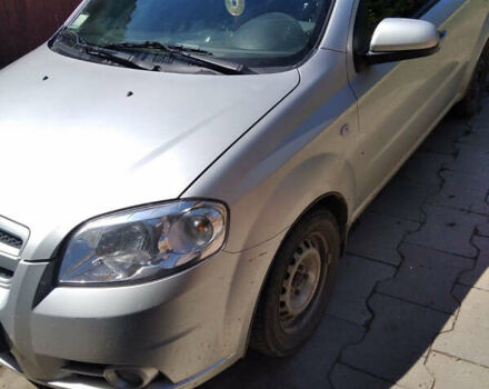 Белый Шевроле Авео, объемом двигателя 1.6 л и пробегом 144 тыс. км за 3500 $, фото 1 на Automoto.ua