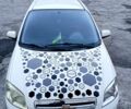 Белый Шевроле Авео, объемом двигателя 1.5 л и пробегом 333 тыс. км за 3200 $, фото 1 на Automoto.ua