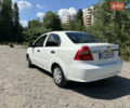 Белый Шевроле Авео, объемом двигателя 1.5 л и пробегом 252 тыс. км за 2900 $, фото 10 на Automoto.ua