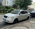 Белый Шевроле Авео, объемом двигателя 1.6 л и пробегом 271 тыс. км за 3000 $, фото 1 на Automoto.ua