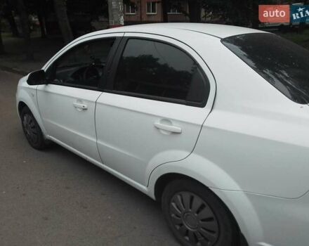 Шевроле Авео 2008 у Кривому Розі на Automoto.ua Білий Шевроле Авео, об'ємом двигуна 1.6 л та пробігом 245 тис. км за 4700 $, фото 2 на Automoto.ua