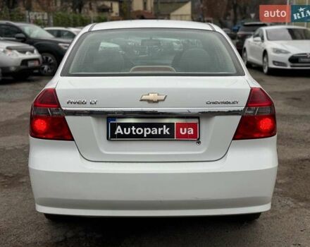 Белый Шевроле Авео, объемом двигателя 1.6 л и пробегом 89 тыс. км за 5240 $, фото 6 на Automoto.ua