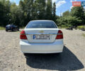 Белый Шевроле Авео, объемом двигателя 1.5 л и пробегом 252 тыс. км за 2900 $, фото 7 на Automoto.ua