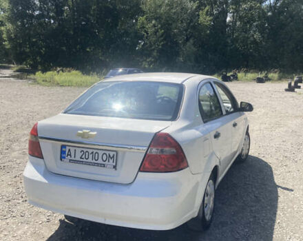 Белый Шевроле Авео, объемом двигателя 1.5 л и пробегом 260 тыс. км за 2700 $, фото 7 на Automoto.ua
