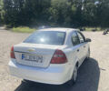 Белый Шевроле Авео, объемом двигателя 1.5 л и пробегом 260 тыс. км за 2700 $, фото 7 на Automoto.ua