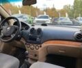 Белый Шевроле Авео, объемом двигателя 1.6 л и пробегом 230 тыс. км за 3800 $, фото 14 на Automoto.ua