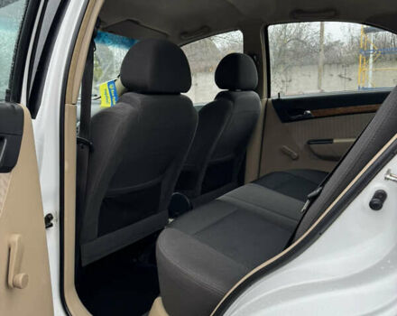 Білий Шевроле Авео, об'ємом двигуна 1.6 л та пробігом 89 тис. км за 5200 $, фото 9 на Automoto.ua