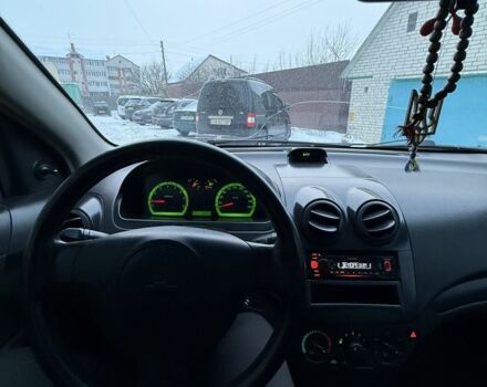 Белый Шевроле Авео, объемом двигателя 1.5 л и пробегом 276 тыс. км за 3500 $, фото 21 на Automoto.ua