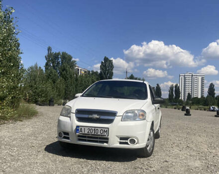 Белый Шевроле Авео, объемом двигателя 1.5 л и пробегом 260 тыс. км за 2700 $, фото 6 на Automoto.ua