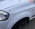 Белый Шевроле Авео, объемом двигателя 1.6 л и пробегом 254 тыс. км за 3700 $, фото 5 на Automoto.ua