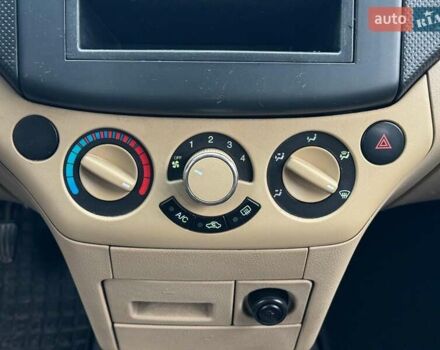 Белый Шевроле Авео, объемом двигателя 1.6 л и пробегом 89 тыс. км за 5240 $, фото 27 на Automoto.ua