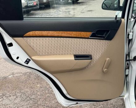 Белый Шевроле Авео, объемом двигателя 1.6 л и пробегом 89 тыс. км за 5240 $, фото 15 на Automoto.ua